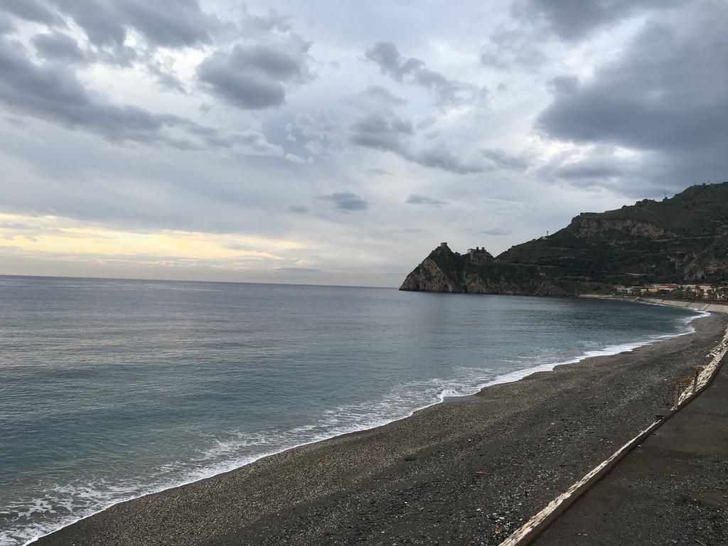 Bed&Breakfast La Casetta Sant'Alessio Siculo Ngoại thất bức ảnh