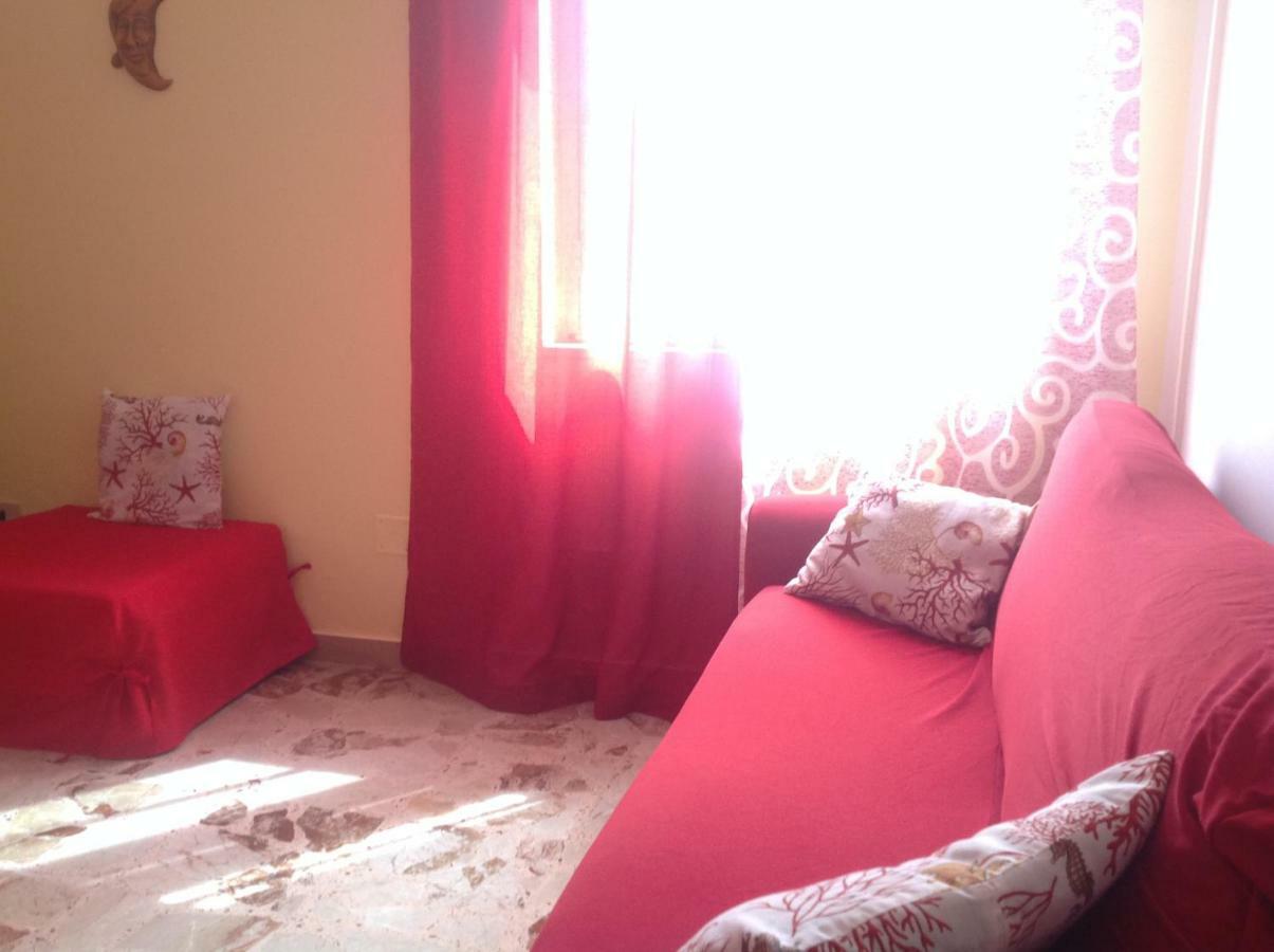 Bed&Breakfast La Casetta Sant'Alessio Siculo Ngoại thất bức ảnh