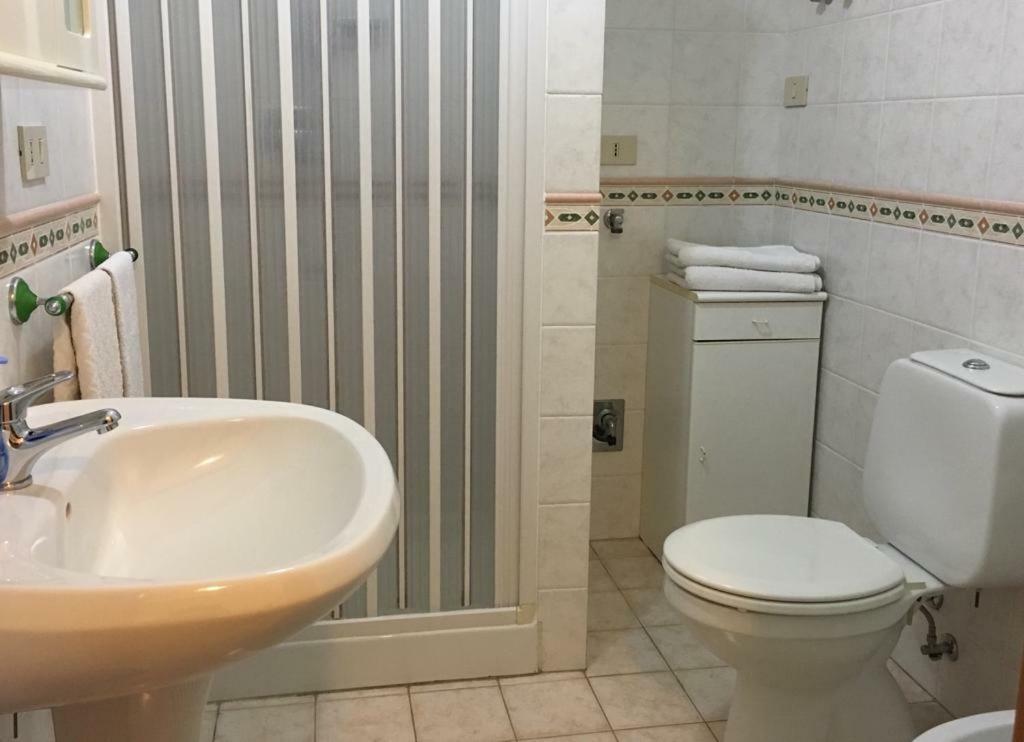 Bed&Breakfast La Casetta Sant'Alessio Siculo Ngoại thất bức ảnh